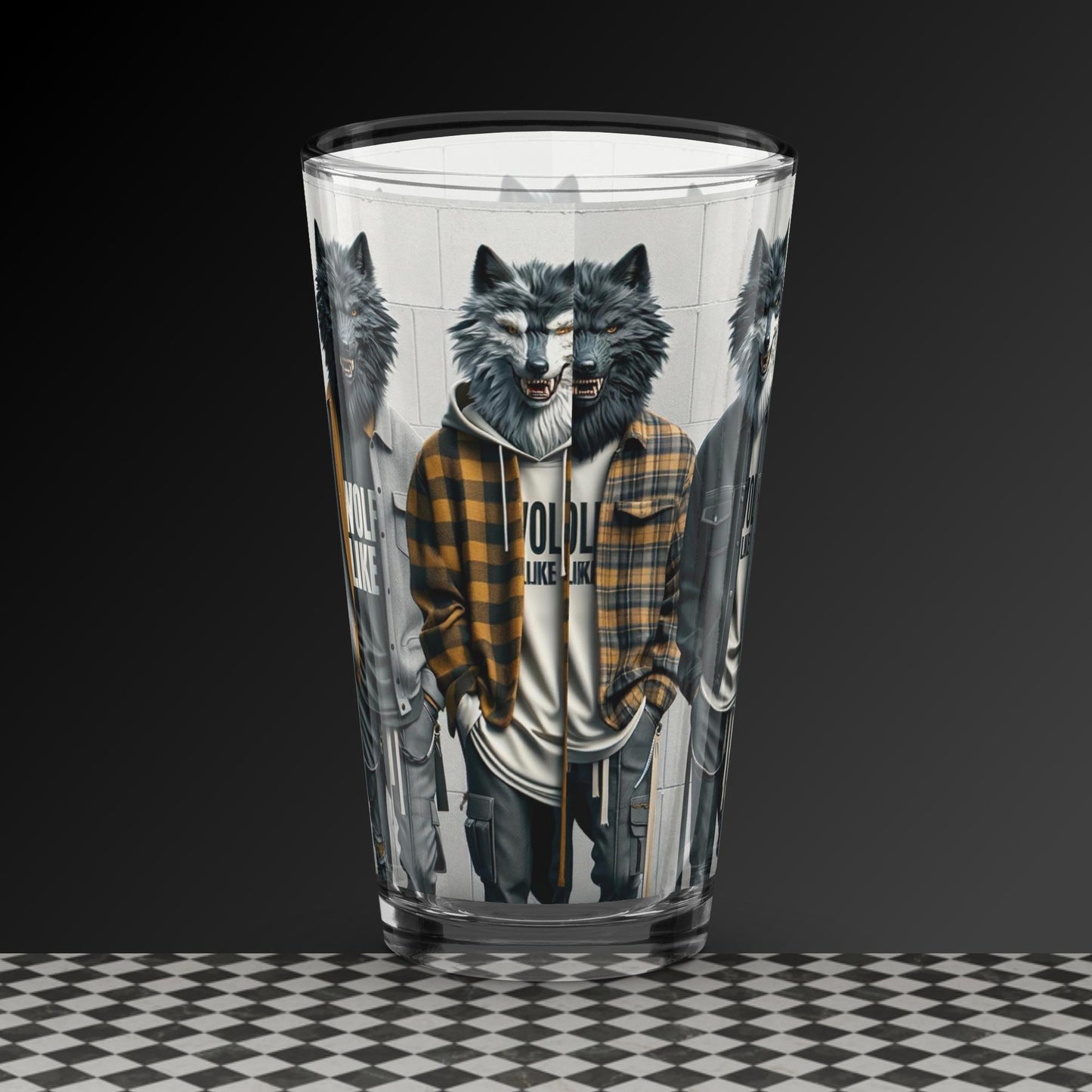 Shaker pint glass